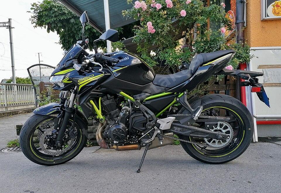 2020 Kawasaki Z650 ABS — Siyah Yeşil, 18.500 KM