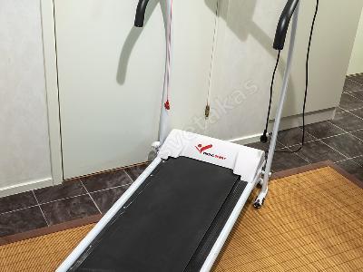 Viking Sport katlanır elektrikli koşu bandı, az kullanılmış